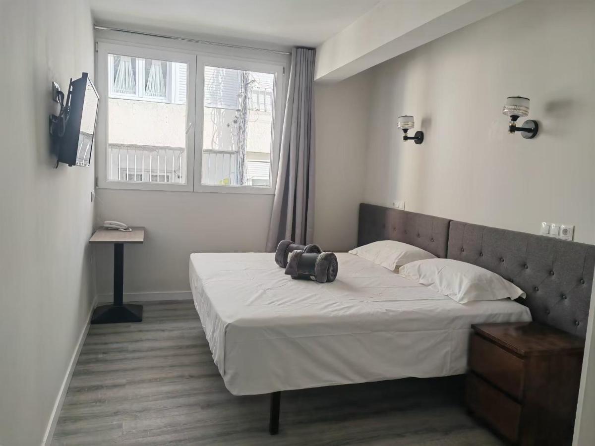 Hostal Golden 21*** Мадрид Экстерьер фото